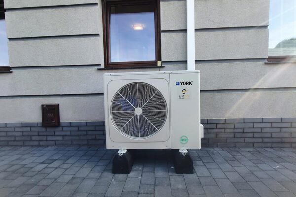 eri4PughAJZO2mywwKeI_01pyFv0KY5Wpkm0eJxHTFg=_plaintext_638320475986974945